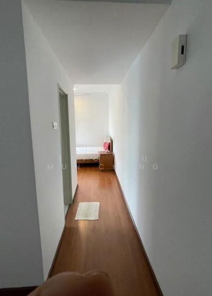 Kondominium untuk Disewa di Zefer Hill Residence - Eric Lau Mun Chung - Corridor - PropertyGuru.com.my