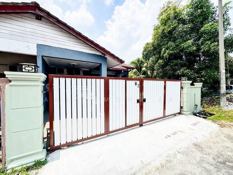 Rumah Teres 1-Tingkat untuk Dijual di Klang (Selangor) - Danial Mohd Zaki - Exterior - PropertyGuru.com.my