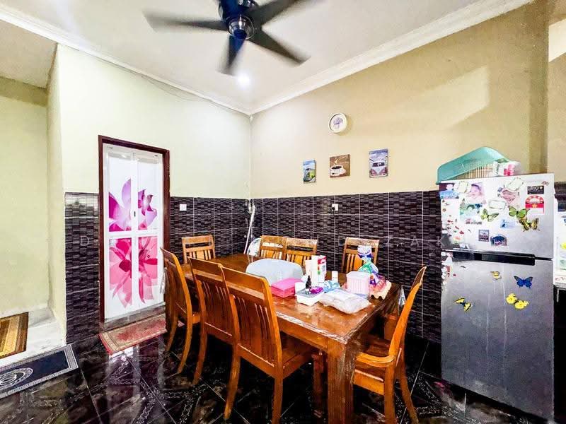 Rumah Teres 1-Tingkat untuk Dijual di Klang (Selangor) - Danial Mohd Zaki - Dining Room - PropertyGuru.com.my