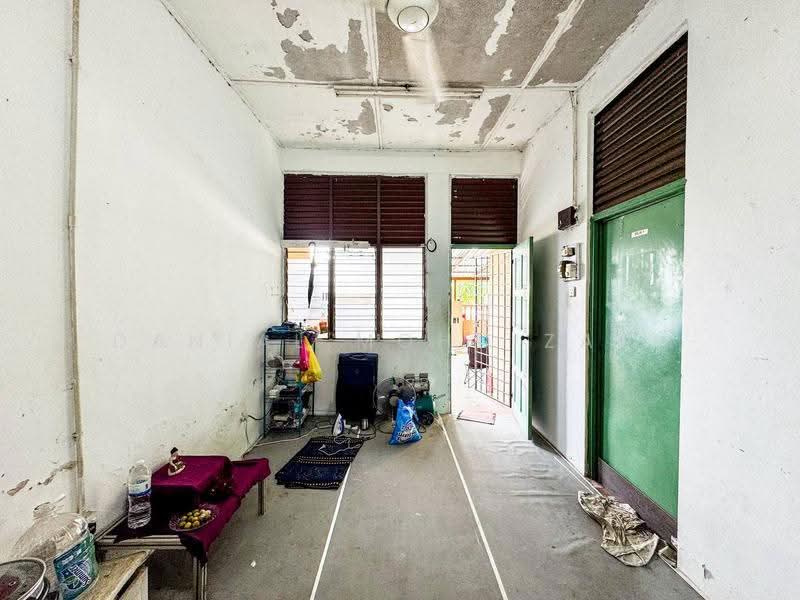 Factory for Sale in Beranang (Selangor) - Danial Mohd Zaki - Interior - PropertyGuru.com.my