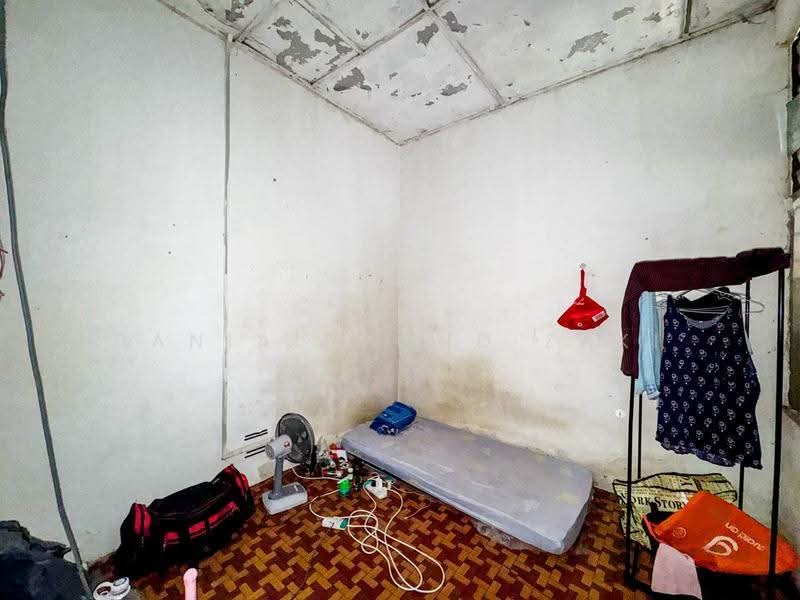 Factory for Sale in Beranang (Selangor) - Danial Mohd Zaki - Bedroom - PropertyGuru.com.my