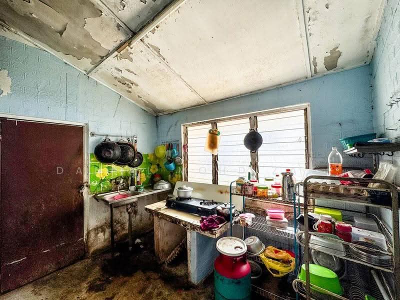 Factory for Sale in Beranang (Selangor) - Danial Mohd Zaki - Kitchen - PropertyGuru.com.my