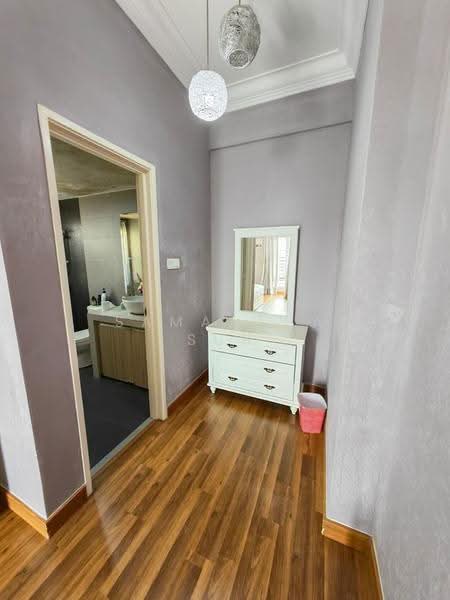 Corridor Master Room