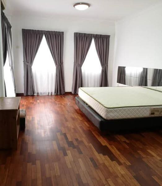 Kondominium untuk Disewa di Bukit Robson Condominium - Jack Chan - Bedroom - PropertyGuru.com.my