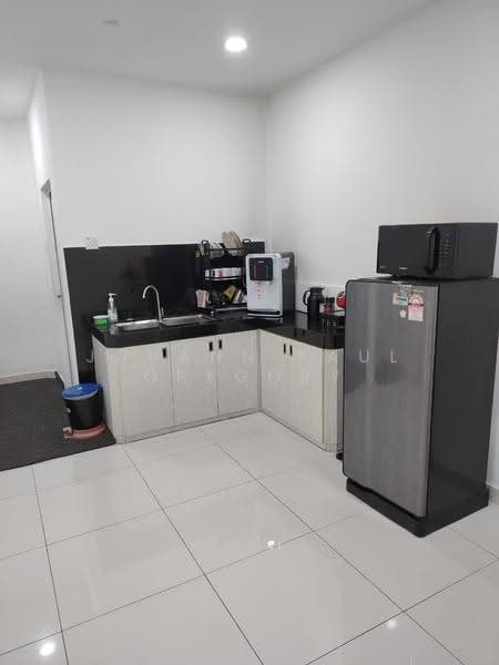 Kedai / Pejabat untuk Dijual di Brickfields (Kuala Lumpur) - Johann Paul Gregory - Kitchen - PropertyGuru.com.my
