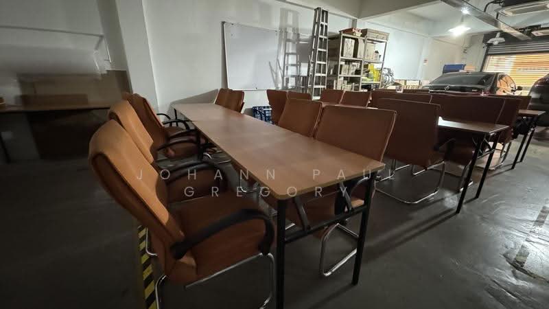 Kedai / Pejabat untuk Dijual di Brickfields (Kuala Lumpur) - Johann Paul Gregory - Interior - PropertyGuru.com.my