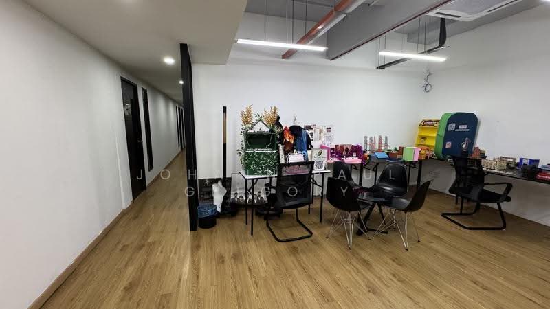 Kedai / Pejabat untuk Dijual di Brickfields (Kuala Lumpur) - Johann Paul Gregory - Corridor - PropertyGuru.com.my