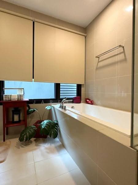 Kondominium untuk Disewa di Sastra U-Thant - jaret kok - Bathroom - PropertyGuru.com.my