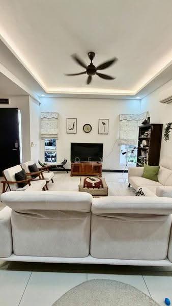 Cluster House for Sale in Setia Tropika (Johor Bahru) - Joey Chiew - Living Room - PropertyGuru.com.my