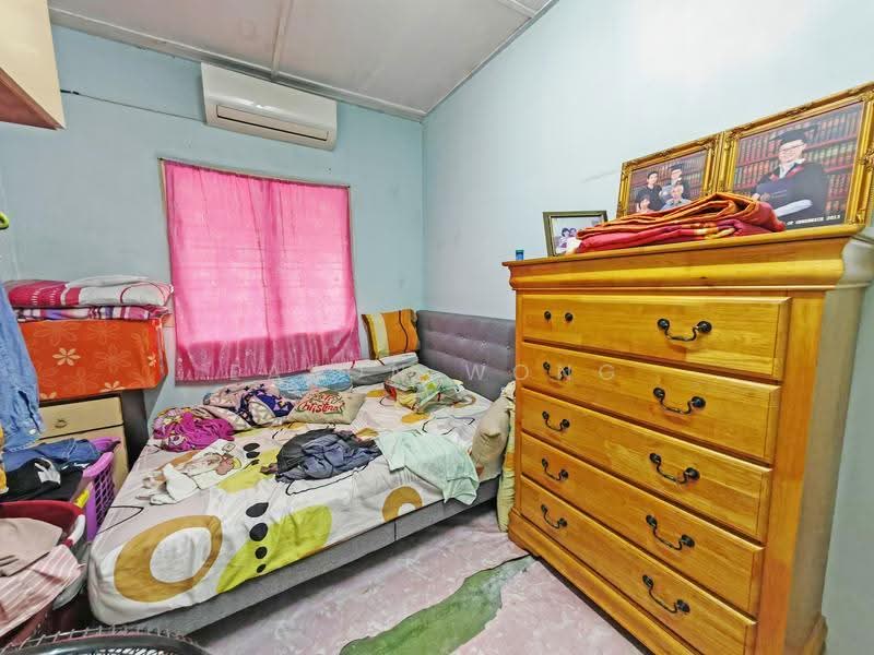 Rumah Teres 1-Tingkat untuk Dijual di Taman Cheras Perdana (Cheras) - Eason Wong - Bedroom - PropertyGuru.com.my
