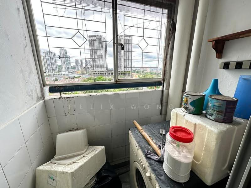 Pangsapuri untuk Disewa di Akasia Apartment - Felix Wong - Balcony - PropertyGuru.com.my