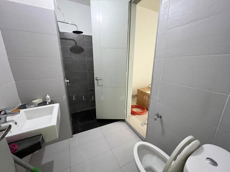 Kondominium untuk Dijual di X2 Residency - Felix Wong - Bathroom - PropertyGuru.com.my