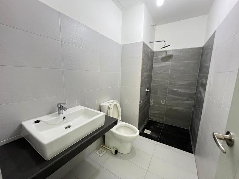 Kondominium untuk Dijual di X2 Residency - Felix Wong - Bathroom - PropertyGuru.com.my