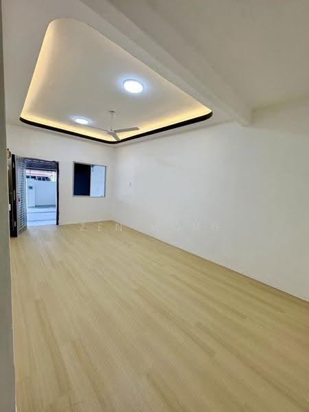 Rumah Teres 1-Tingkat untuk Dijual di Kluang (Johor) - Zen Wong - Living Room - PropertyGuru.com.my
