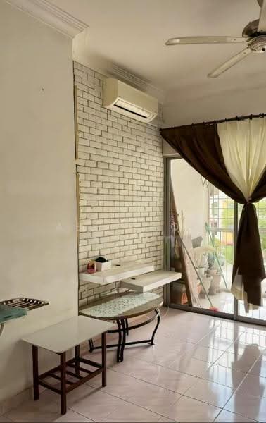 Apartment for Rent at Pangsapuri Orkid - Abby Woo - Living Room - PropertyGuru.com.my