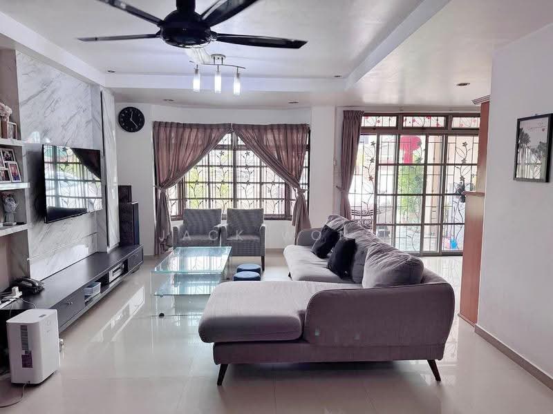 2-storey Terraced House for Sale in Taman Bukit Kempas (Tampoi) - Jack Wong - Living Room - PropertyGuru.com.my