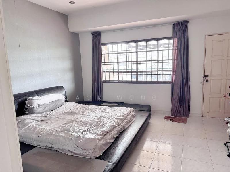 2-storey Terraced House for Sale in Taman Bukit Kempas (Tampoi) - Jack Wong - Bedroom - PropertyGuru.com.my