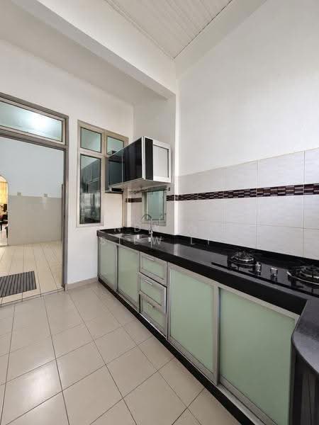 Rumah Teres 2-Tingkat untuk Dijual di Taman Nusa Bestari 2 (Iskandar Puteri (Nusajaya)) - Mandy Goh Siew Li - Kitchen - PropertyGuru.com.my