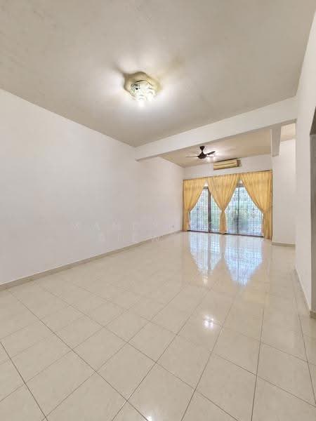Rumah Teres 2-Tingkat untuk Dijual di Taman Nusa Bestari 2 (Iskandar Puteri (Nusajaya)) - Mandy Goh Siew Li - Living Room - PropertyGuru.com.my