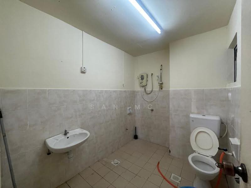 Condominium for Sale at Casa Suria - San MC - Bathroom - PropertyGuru.com.my