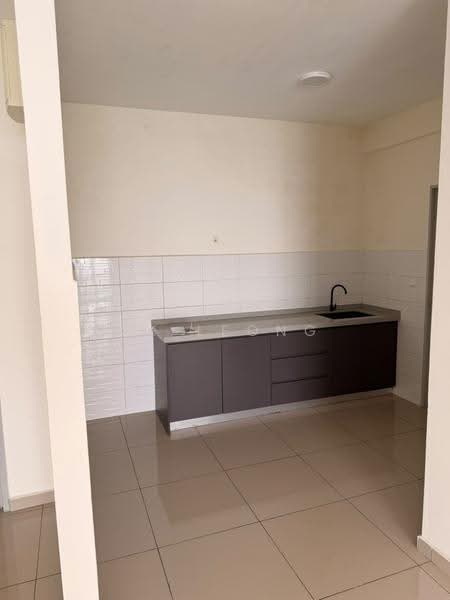 Pangsapuri untuk Disewa di Residensi Laman Sari - JK Leong - Kitchen - PropertyGuru.com.my