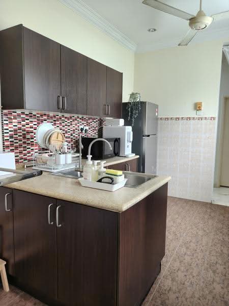 Bungalow House for Sale in Pantai Sepang Putra (Sepang) - MiQi Lim - Kitchen - PropertyGuru.com.my