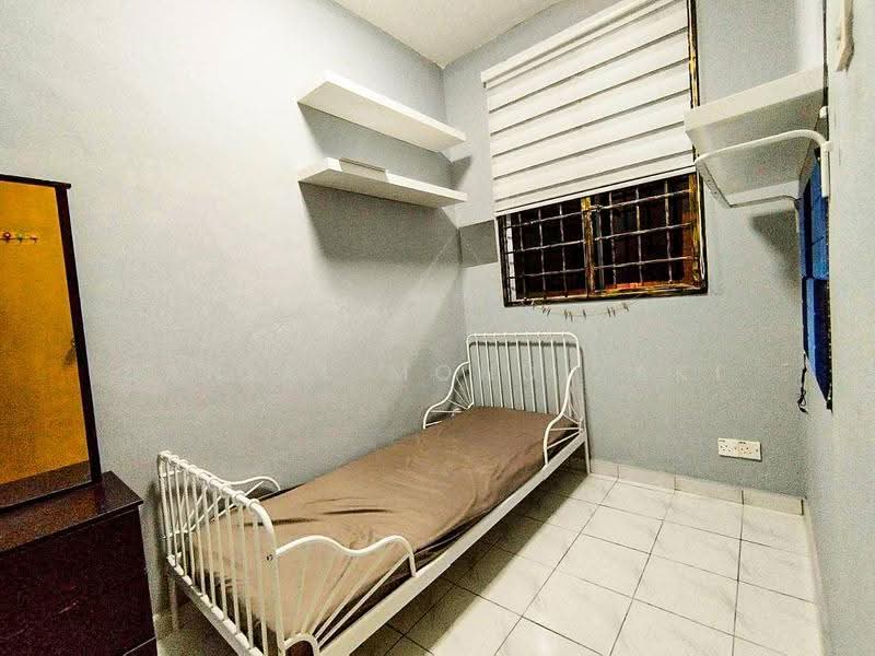 Pangsapuri untuk Dijual di Sri Melor (Mulberry Court) - Danial Mohd Zaki - Bedroom - PropertyGuru.com.my
