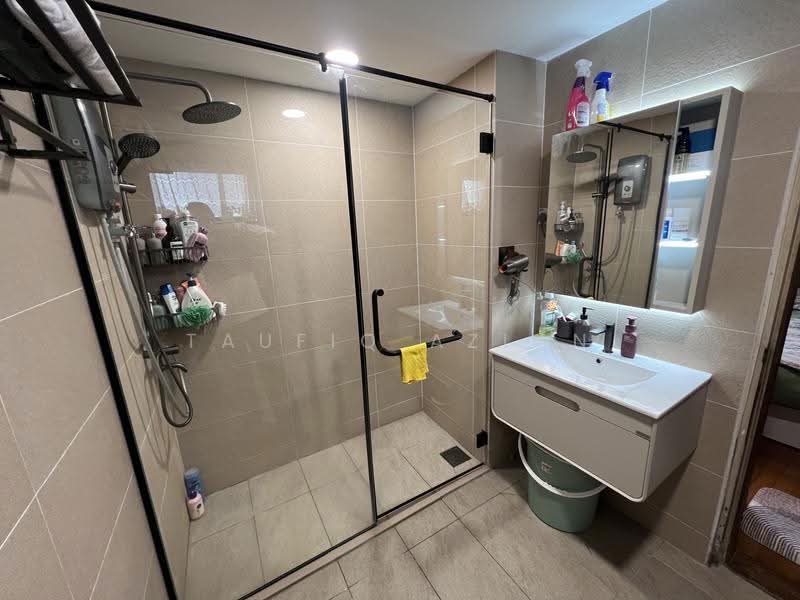 Condominium for Rent at Antah Tower - Taufiq Azlan - Bathroom - PropertyGuru.com.my