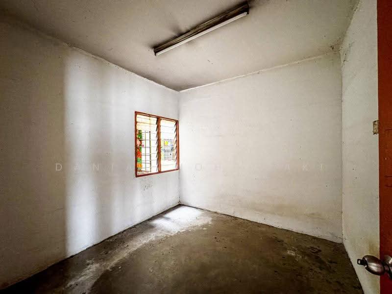 Apartment for Sale at Pangsapuri Langat Utama - Danial Mohd Zaki - PropertyGuru.com.my