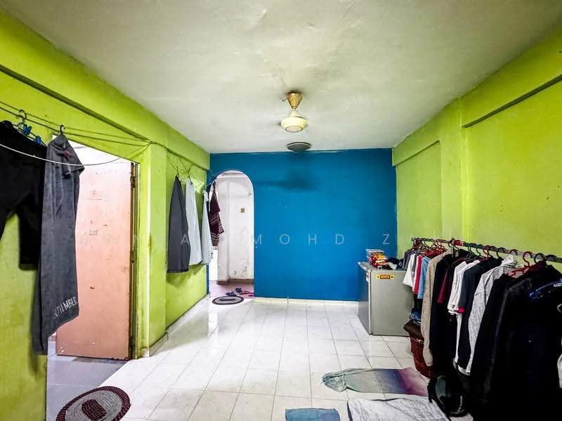 Flat for Sale at Gugusan Cempaka - Danial Mohd Zaki - Interior - PropertyGuru.com.my