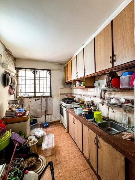 Kondominium untuk Dijual di Desaminium Flora - Danial Mohd Zaki - Kitchen - PropertyGuru.com.my
