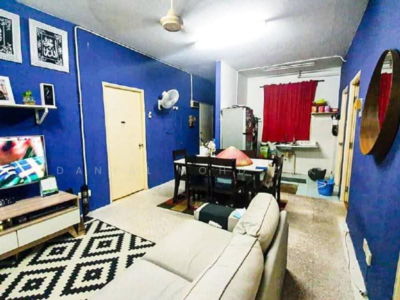 Apartment for Sale at Anggerik Apartment - Danial Mohd Zaki - Living Room - PropertyGuru.com.my