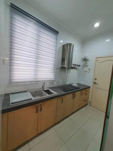 3-storey Terraced House for Sale in Setia Alam ( Anjung Sari) (Setia Alam) - Aimns Goy - Kitchen - PropertyGuru.com.my