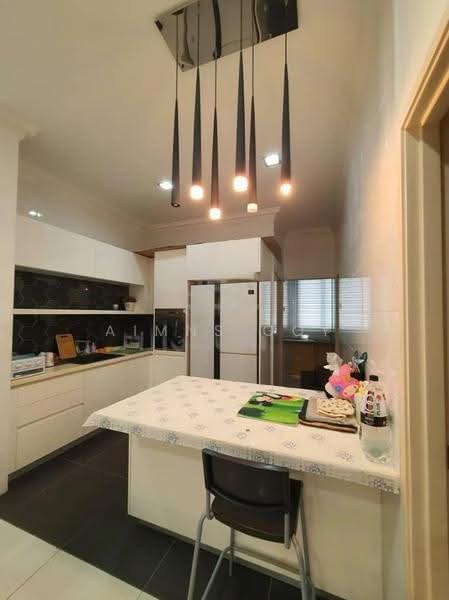 3-storey Terraced House for Sale in Setia Alam ( Anjung Sari) (Setia Alam) - Aimns Goy - Kitchen - PropertyGuru.com.my