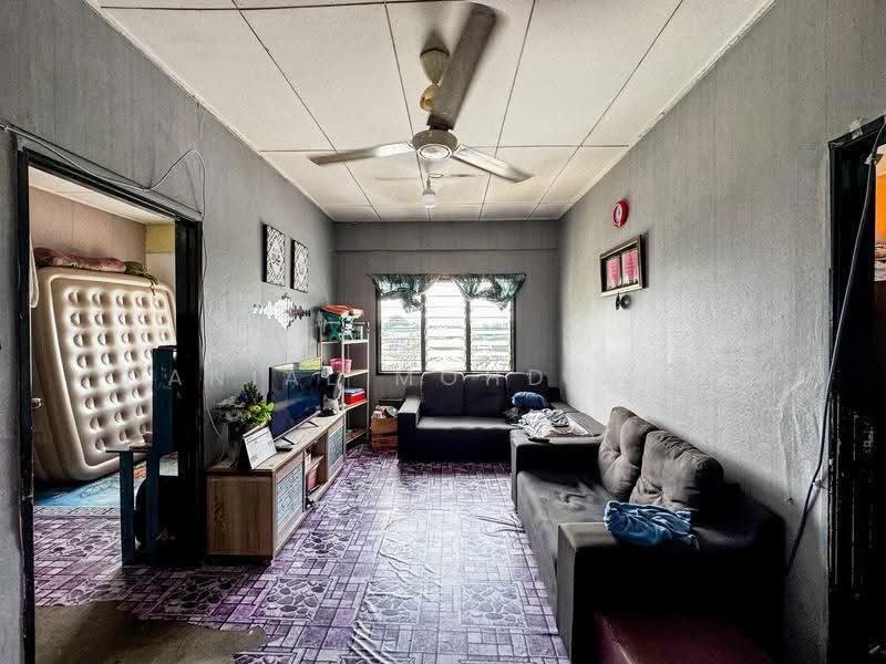 Apartment for Sale at Delima Apartment - Danial Mohd Zaki - Living Room - PropertyGuru.com.my
