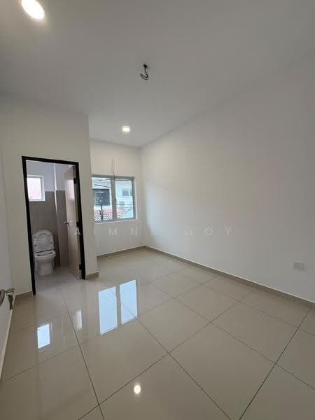 2-storey Terraced House for Sale in Bukit Sungai Long (Bandar Sungai Long) - Aimns Goy - Bathroom - PropertyGuru.com.my