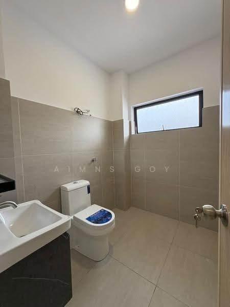 2-storey Terraced House for Sale in Bukit Sungai Long (Bandar Sungai Long) - Aimns Goy - Bathroom - PropertyGuru.com.my