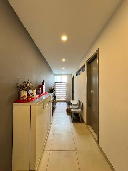 Kediaman Servis untuk Dijual di Epic Residence - Danial Mohd Zaki - Corridor - PropertyGuru.com.my