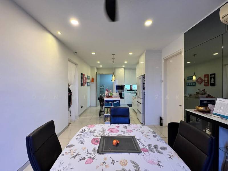Kediaman Servis untuk Dijual di Epic Residence - Danial Mohd Zaki - Dining Room - PropertyGuru.com.my