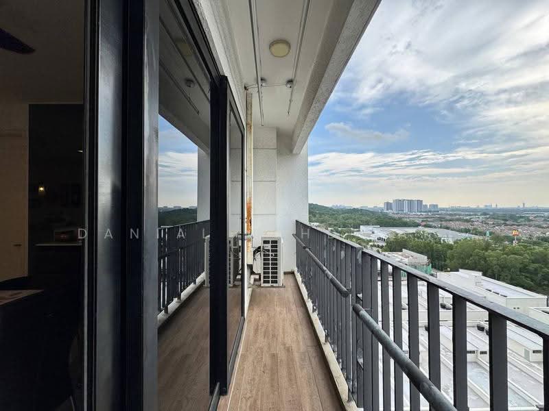 Kediaman Servis untuk Dijual di Epic Residence - Danial Mohd Zaki - Balcony - PropertyGuru.com.my