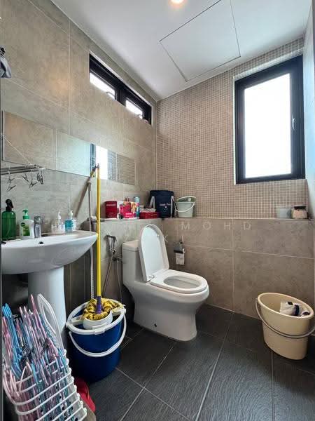 Kediaman Servis untuk Dijual di Epic Residence - Danial Mohd Zaki - Bathroom - PropertyGuru.com.my