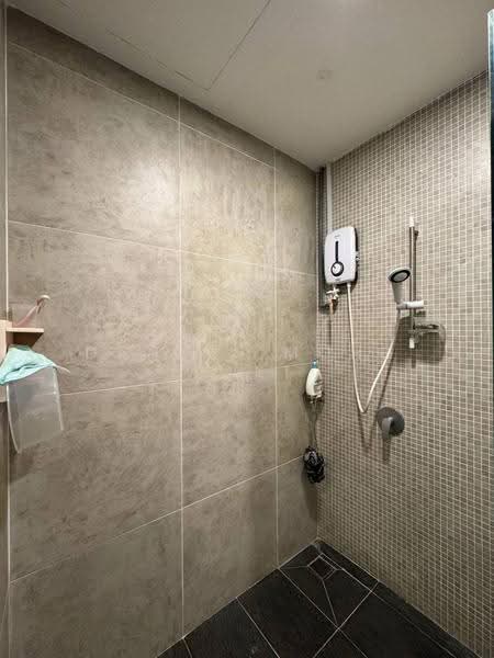 Kediaman Servis untuk Dijual di Epic Residence - Danial Mohd Zaki - Bathroom - PropertyGuru.com.my