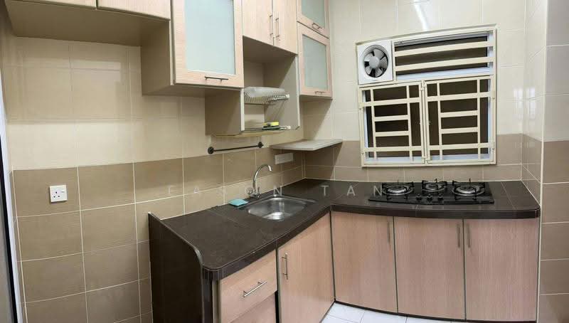 Kondominium untuk Disewa di Greenlane Park - Eason Tan - Kitchen - PropertyGuru.com.my
