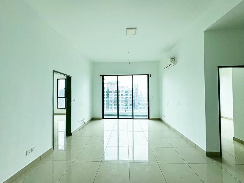 Kediaman Servis untuk Dijual di LakePark Residence @ KL North - Danial Mohd Zaki - Living Room - PropertyGuru.com.my