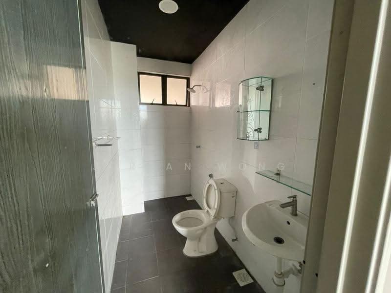Apartment for Rent at Casa Kayangan - Jordan Wong - Bathroom - PropertyGuru.com.my