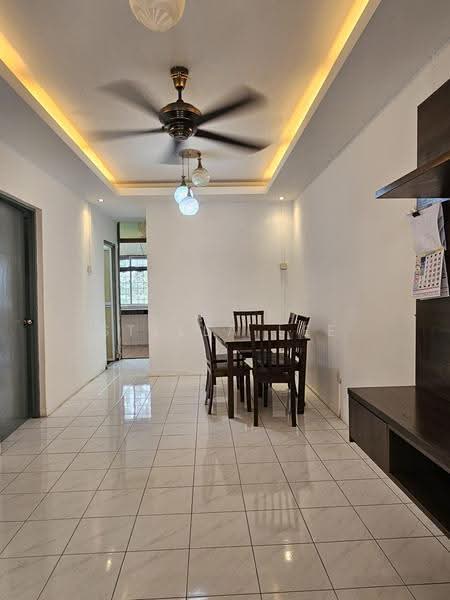 Rumah Flat untuk Dijual di Flat Mahkota Cheras (L6 L7 L8 L9) - Stella Lee - Dining Room - PropertyGuru.com.my