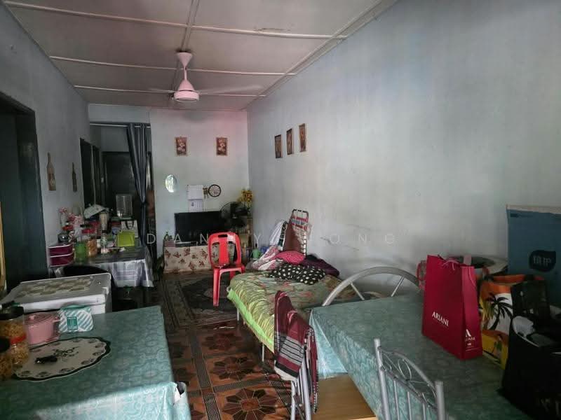 Rumah Teres 1-Tingkat untuk Dijual di Cheras (Selangor) - Danny Wong - Living Room - PropertyGuru.com.my