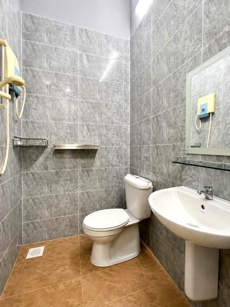 1-storey Terraced House for Sale in Taman Bestari Indah (Ulu Tiram) - Calvin Lee - PropertyGuru.com.my