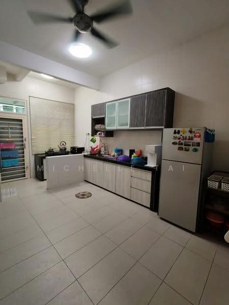 Rumah Teres 2-Tingkat untuk Dijual di TAMAN PUCHONG UTAMA (Puchong) - Michelle Tai - Kitchen - PropertyGuru.com.my