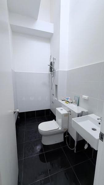2-storey Terraced House for Rent in Kota Masai (Pasir Gudang) - Amber Ma - Bathroom - PropertyGuru.com.my